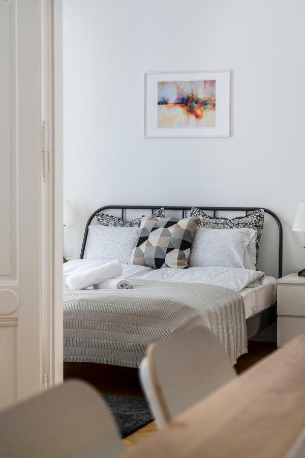 Exclusive Downtown Bella Home Budapest Luaran gambar